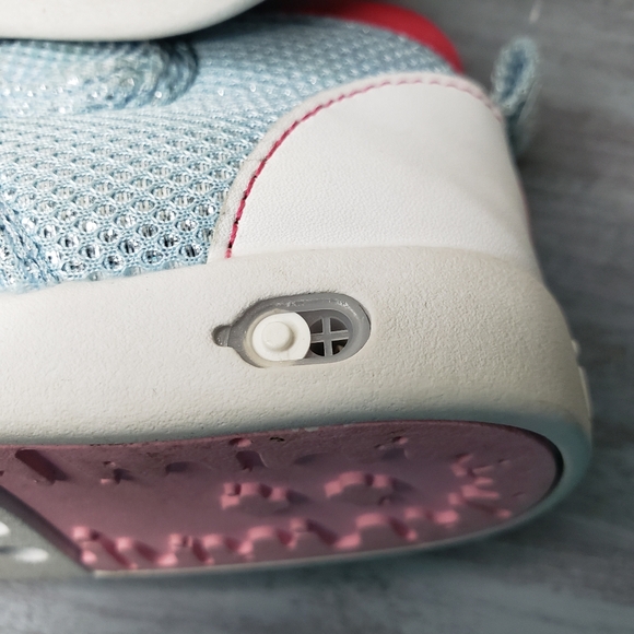 Ikiki Unicorn Squeaky Shoes toddler size 4 - Picture 9 of 10